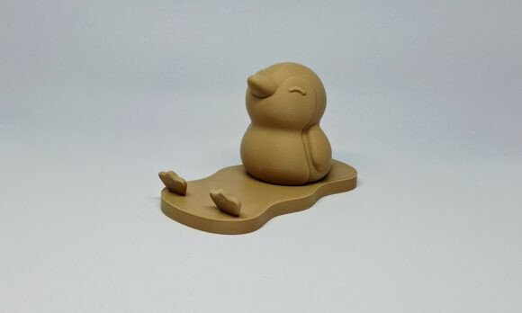 Kawaii Penguin Phone Holder 3D Printable: A Cute and Functional Desktop Companion